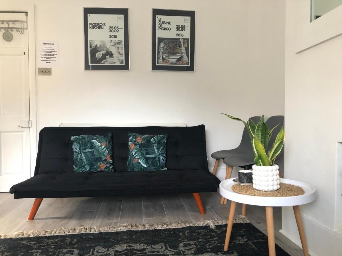 Bright Chiswick Apartment - Great Location 伦敦 外观 照片