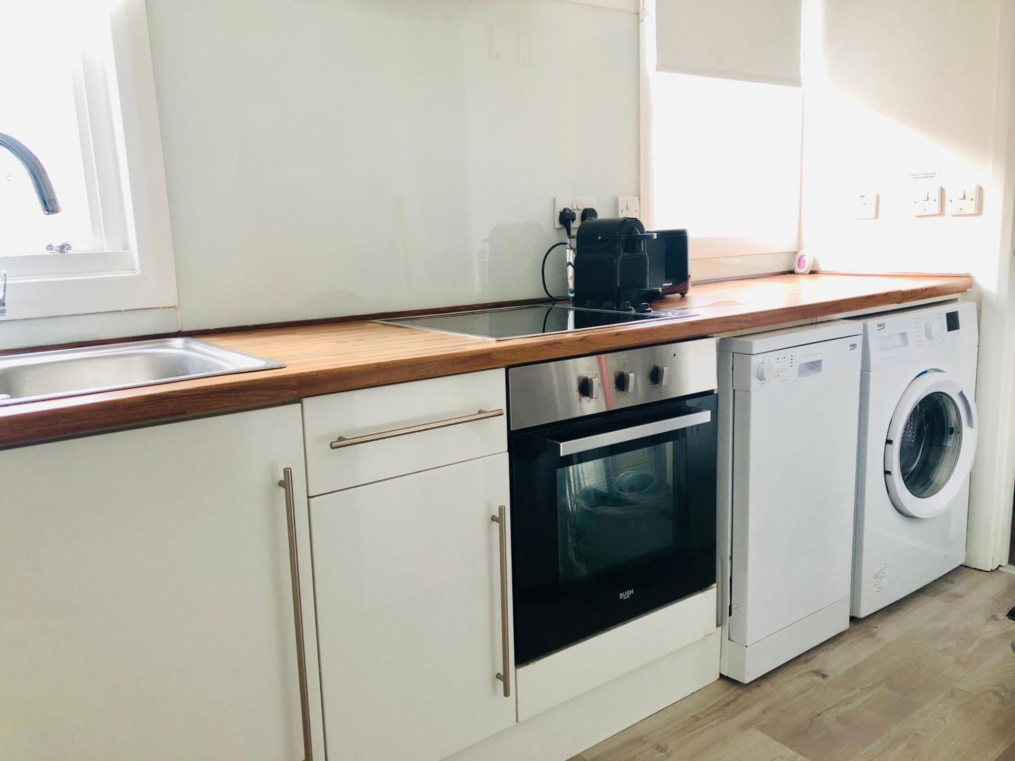 Bright Chiswick Apartment - Great Location 伦敦 外观 照片