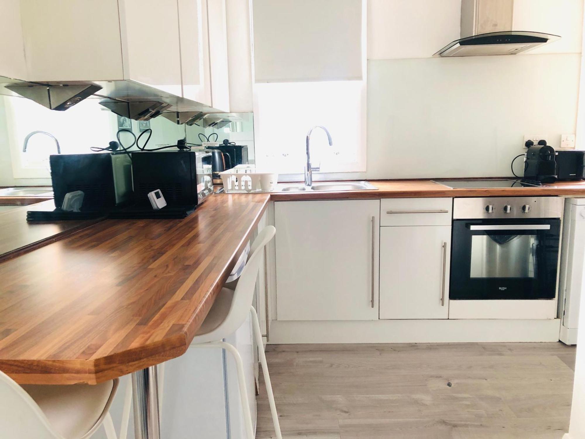 Bright Chiswick Apartment - Great Location 伦敦 外观 照片