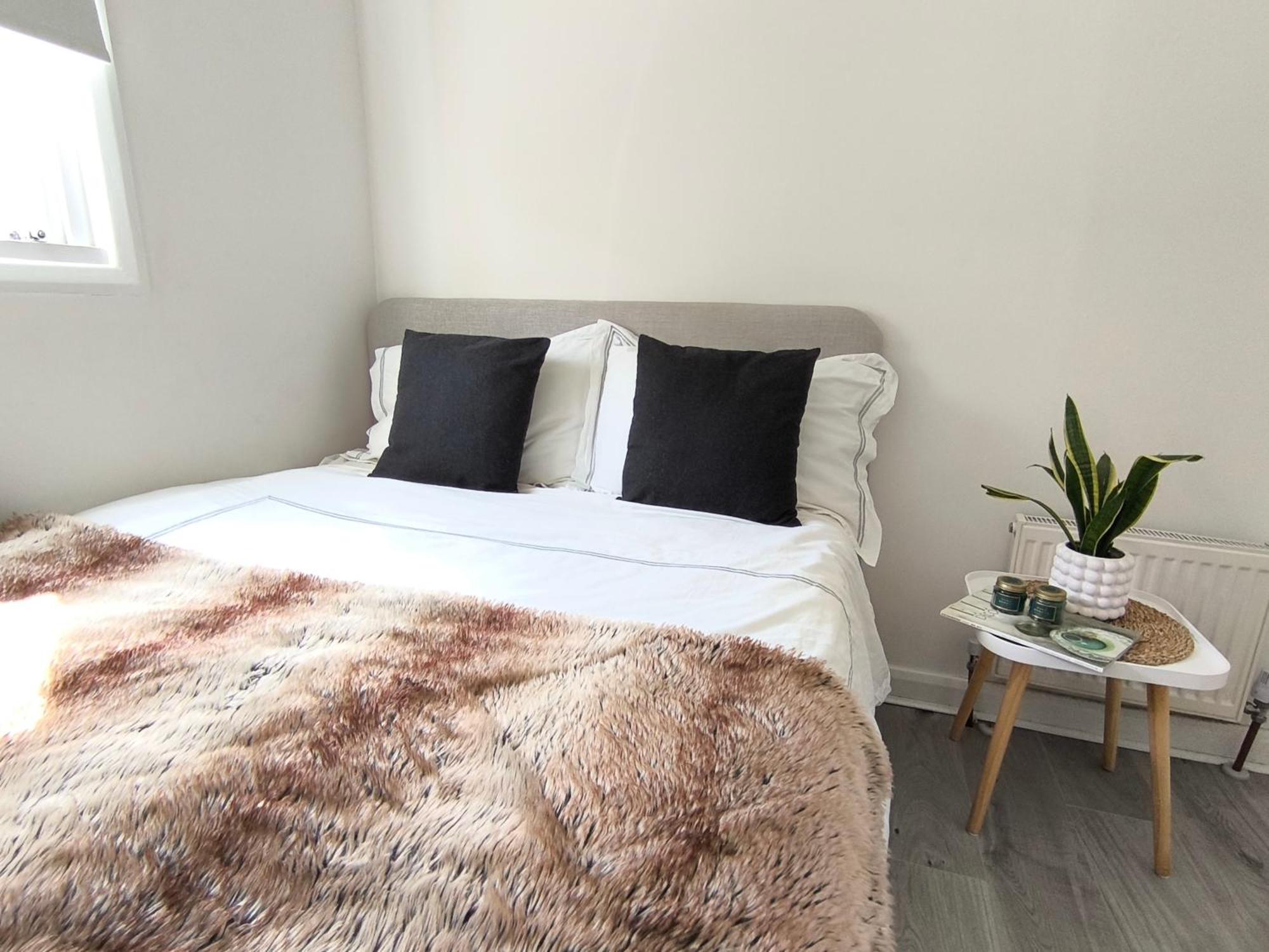 Bright Chiswick Apartment - Great Location 伦敦 外观 照片