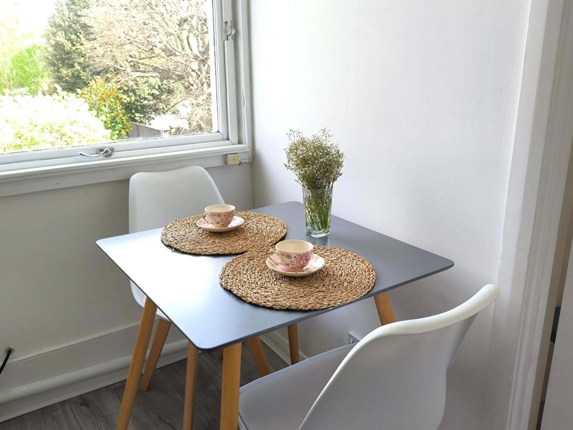 Bright Chiswick Apartment - Great Location 伦敦 外观 照片